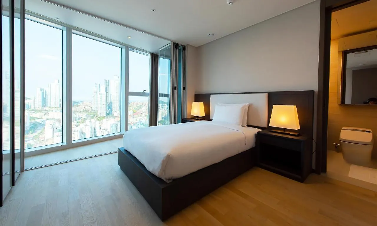 Lct Residence Busan