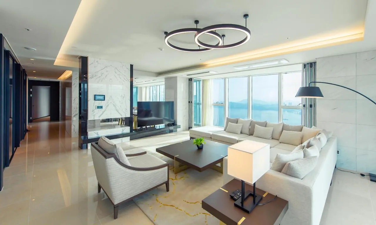Lct Residence Busan Hotel